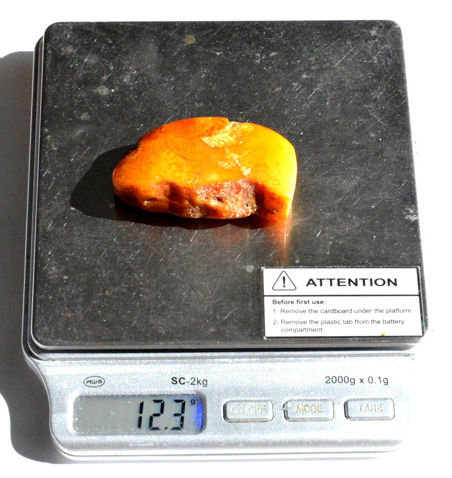 RUSSIAN SOVIET BALTIC AMBER BEAD GEMSTONE ROCK STONE PENDANT NECKLACE PIN BROOCH