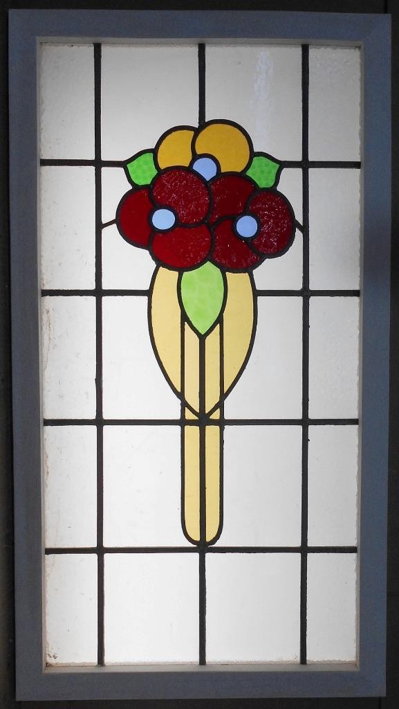 FLORAL LARGE OLD ENGLISH LEADED STAINED GLASS WINDOW 20″ X 36.5″
