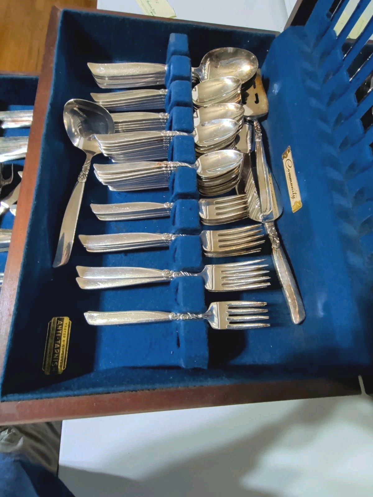 116 Piece MCM Oneida Community Silverware – Silver plated “South Seas” Pattern