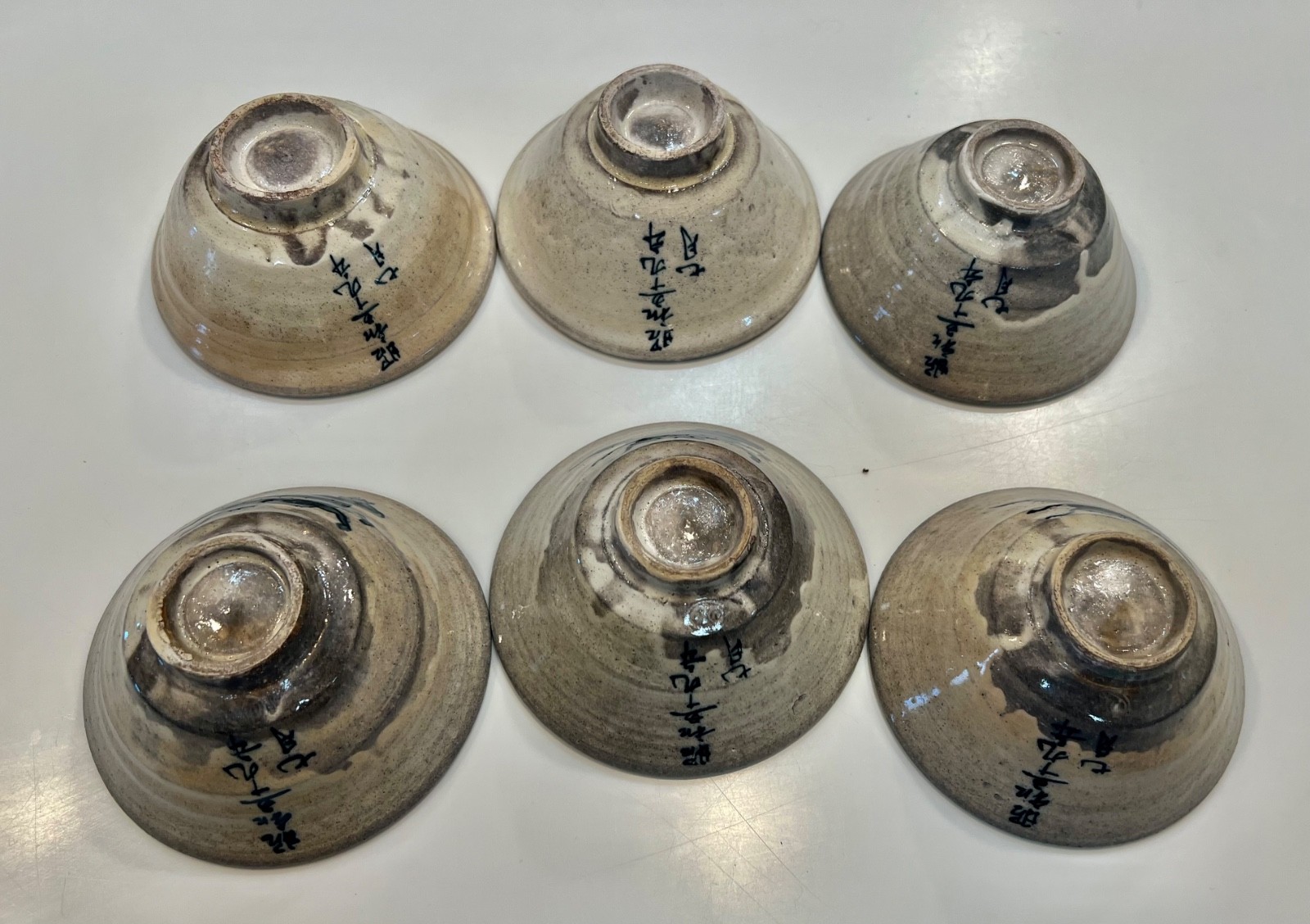 SET OF 6 JAPANESE CHAWAN TEA BOWLS AKAZU SETO WARE 1984 SHINO GLAZE HORSE MOTIF