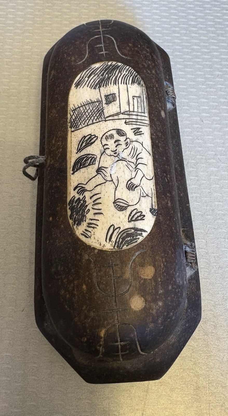 Antique Chinese Wooden Eyeglass Jewelry Case Bone Inlay Scrimshaw Calligraphy
