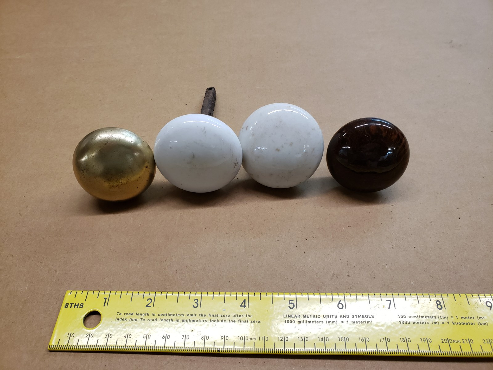 Vintage Antique Glass Steel Brass Porcelain Marble Swirl Door Knobs Spindles Lot