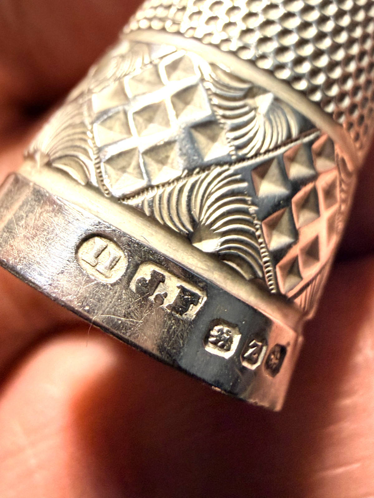 James Fenton Sterling Silver Thimble – No 11 – Birmingham – 1899