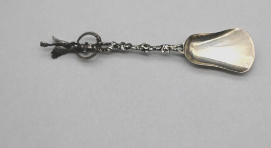 Vintage 800 Silver Female Flying Dragon Serving Bonbon Shovel Spoon