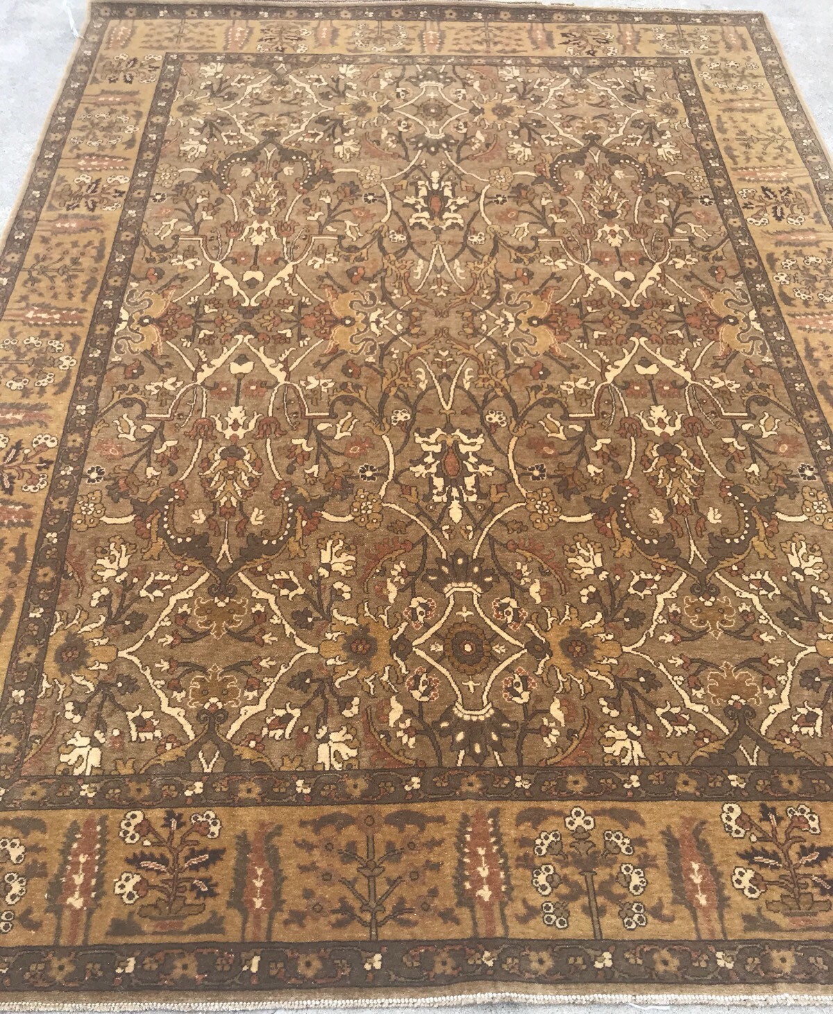 AN AWESOME FINE WOVEN MODERN RUG