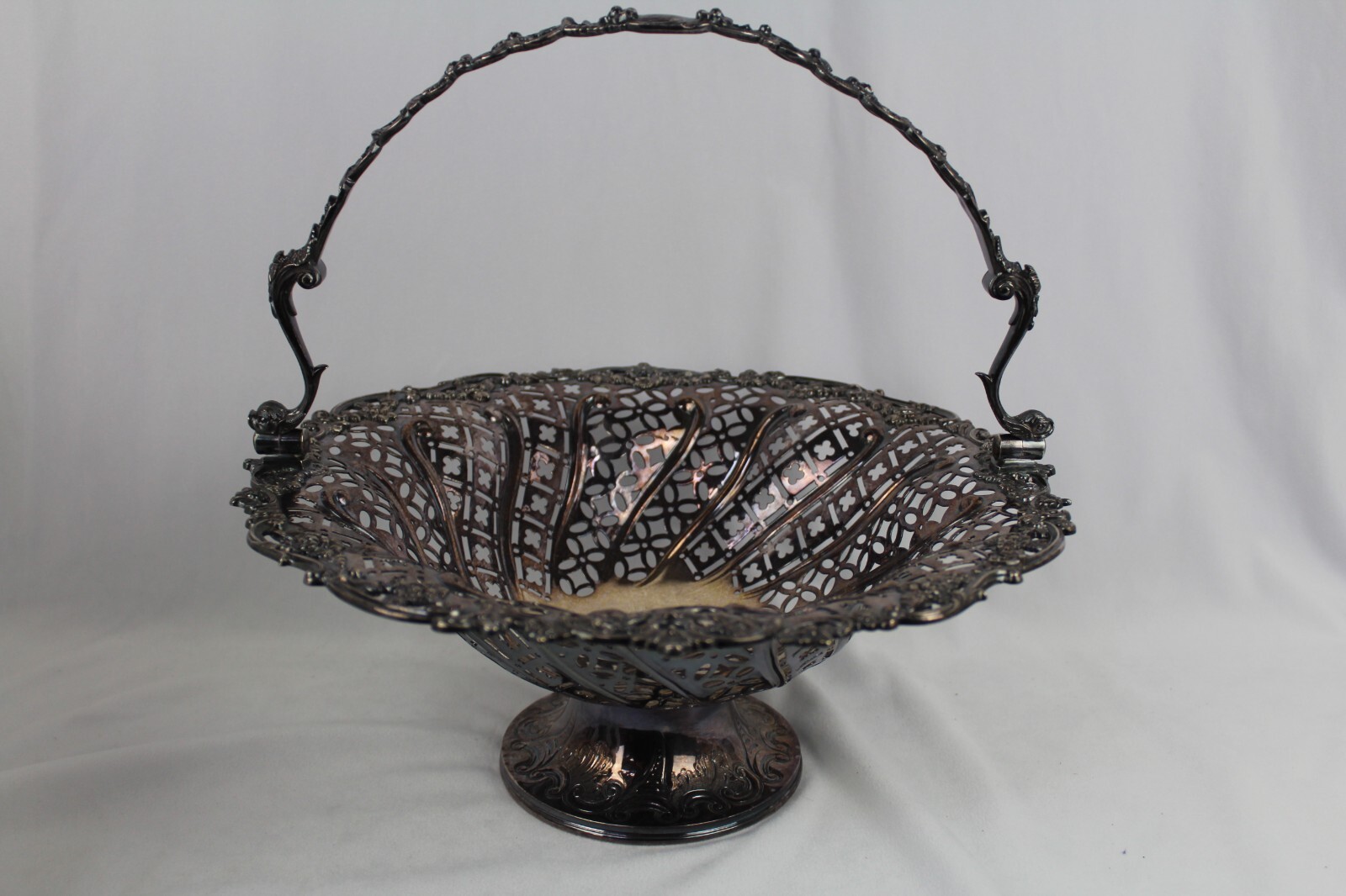 Antique Elkington E & Co Crown Mark 13″ Silver Cake Basket
