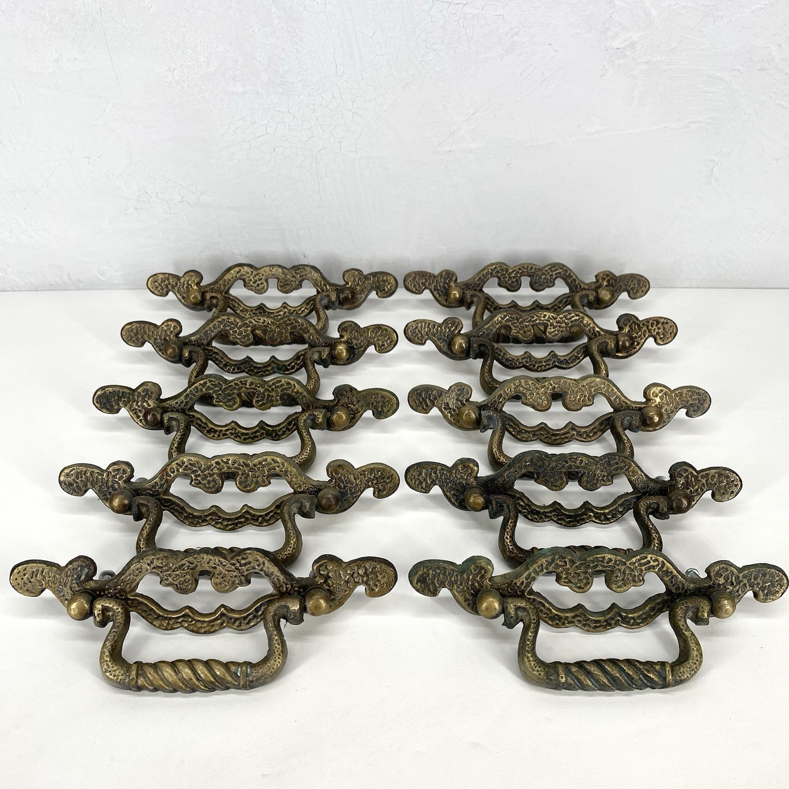 Vintage Chippendale Brass Bail Pull Drawer Handles Set Of 10 Colonial Revival