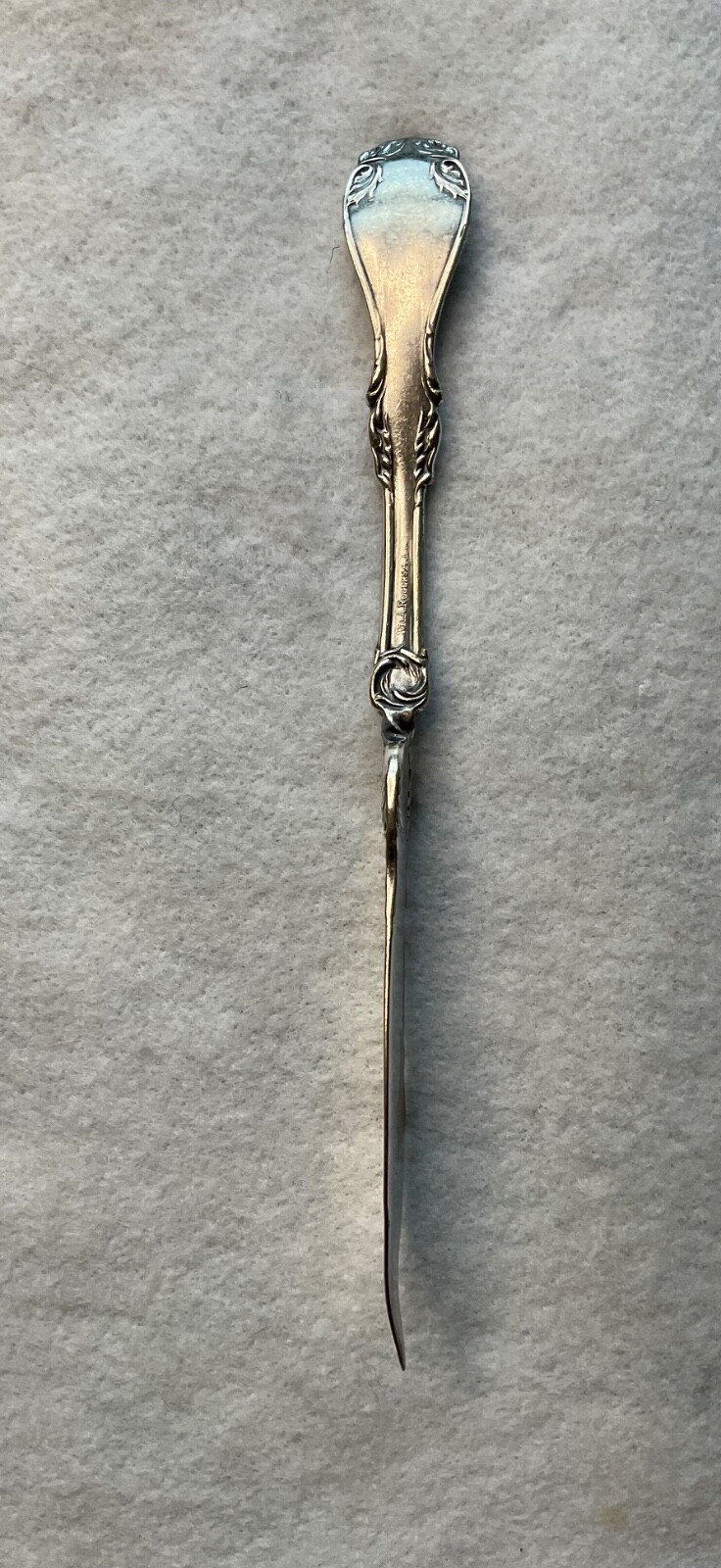 Wm A Rogers Hanover Twisted Handle Butter Spreader Knife Silverplate 1900 VTG