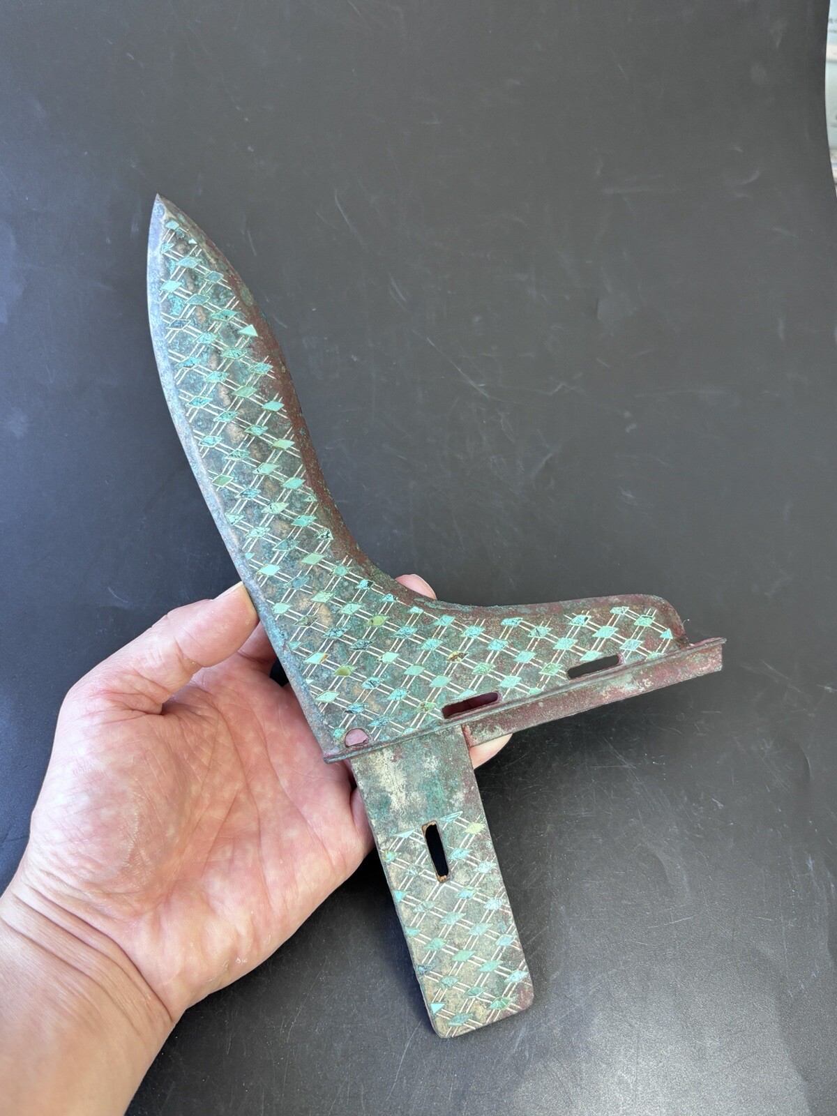 China bronze weapon Ge Inlaid gems&silver Geometric pattern dagger-axe 错松石戈