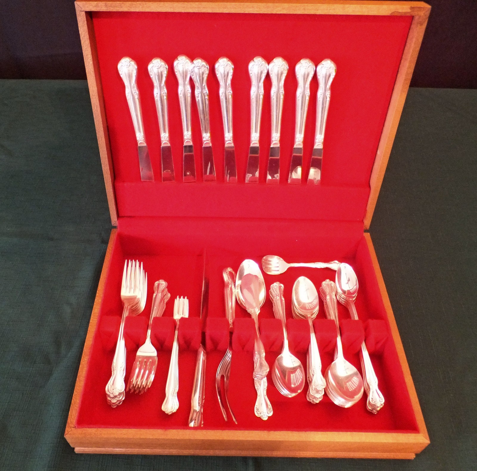 SALE 82pc Rogers “Daybreak” silver-plated flatware set for 8 with extras — #5