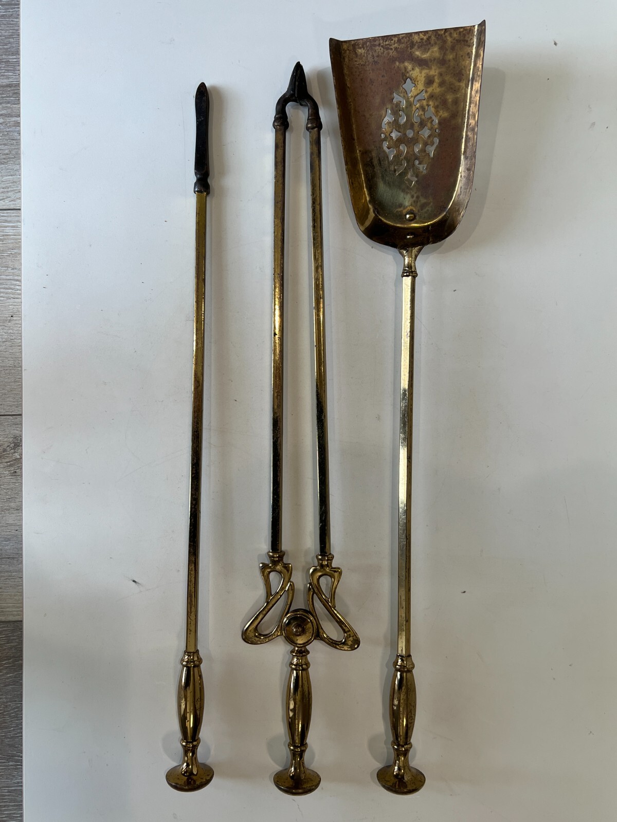 Vintage Set of 3 Brass Art Nouveau Style Fireplace Tools Set, 26 1/4″ Tall