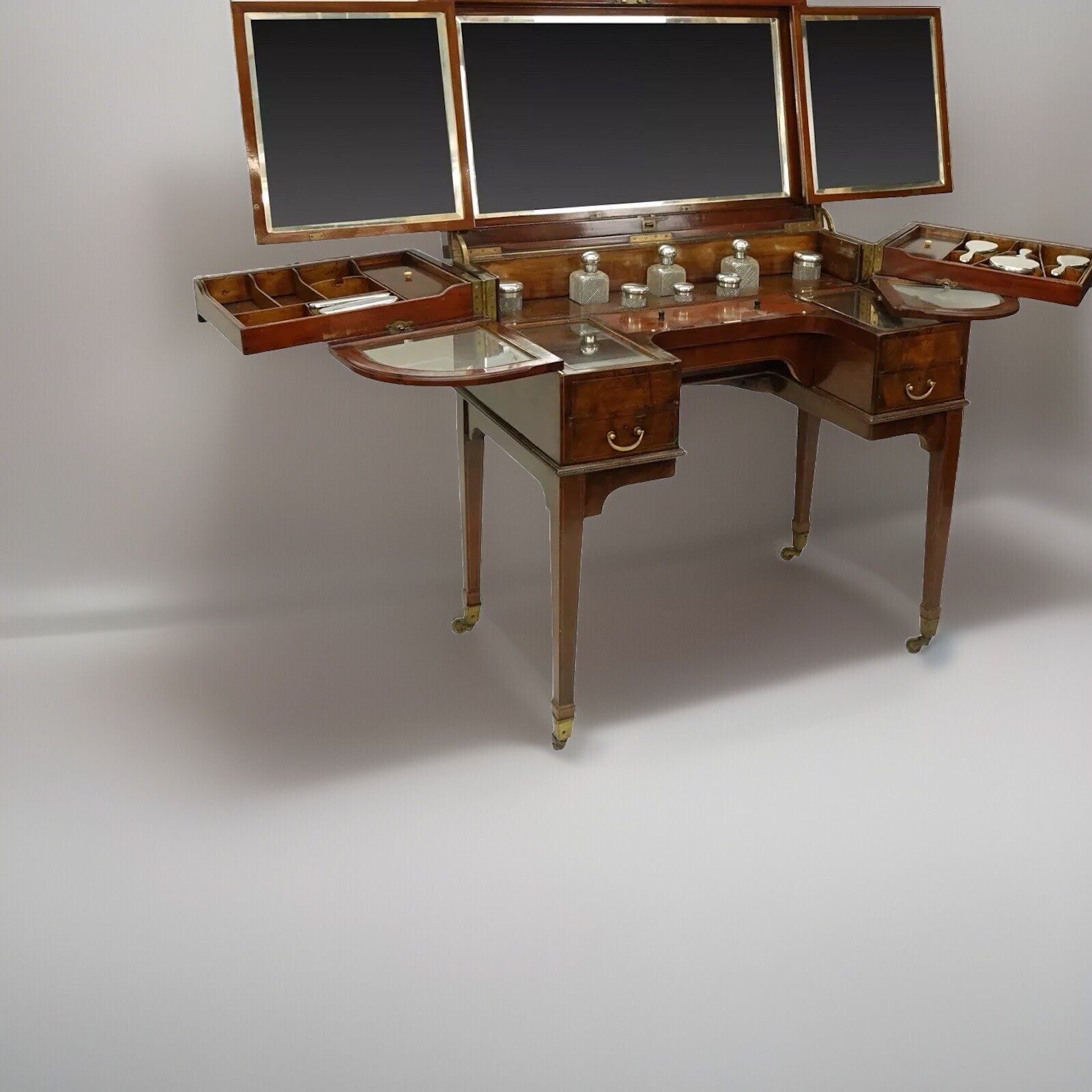 MRS PATRICK CAMPBELL’S VANITY. An important Piece Of Theater History .