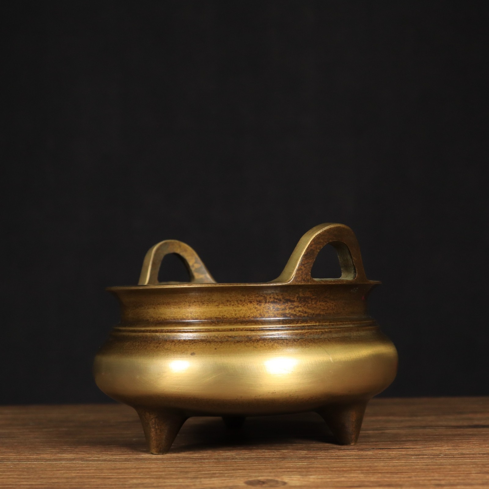 Antique Pure Copper Black Pattern Ear Punching Furnace