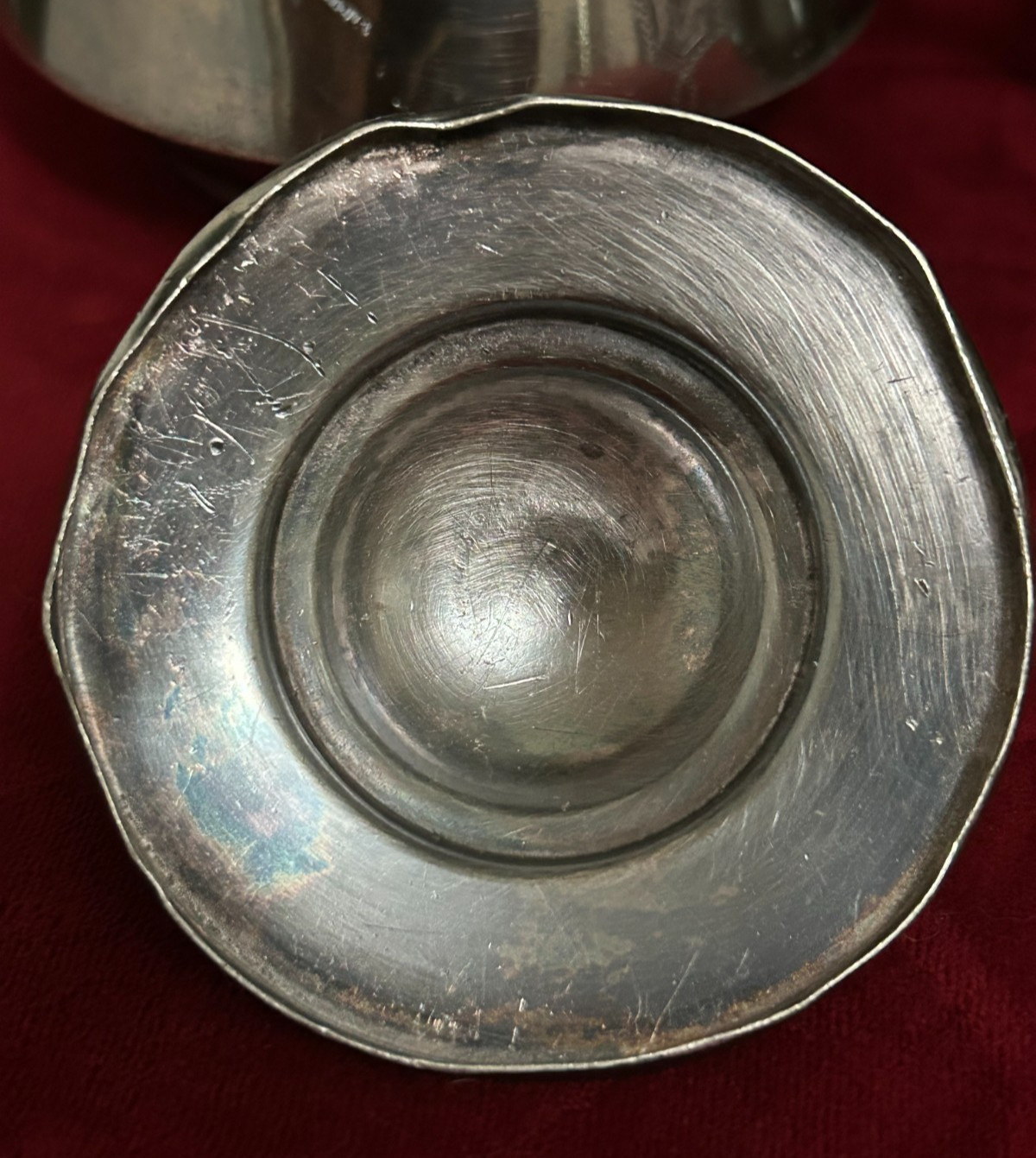 Meriden Britannia Company Silver Plate 2-Piece Set Sugar Bowl & Creamer #117