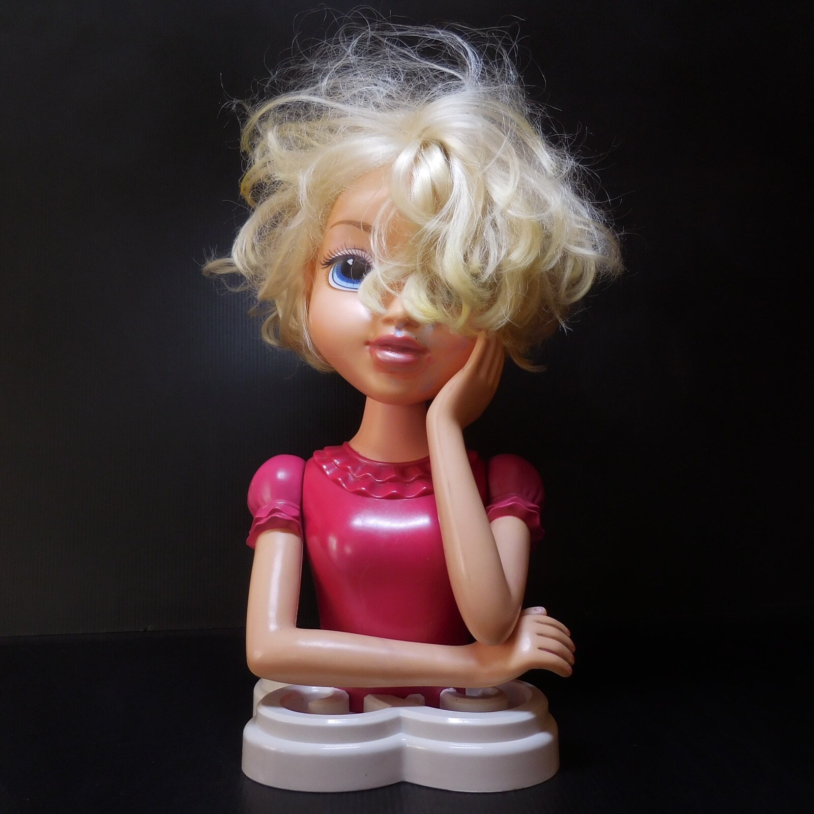 N9078 Figurine Sculpture Bust Female Head Hairstyle Makeup Girl MGA US UK