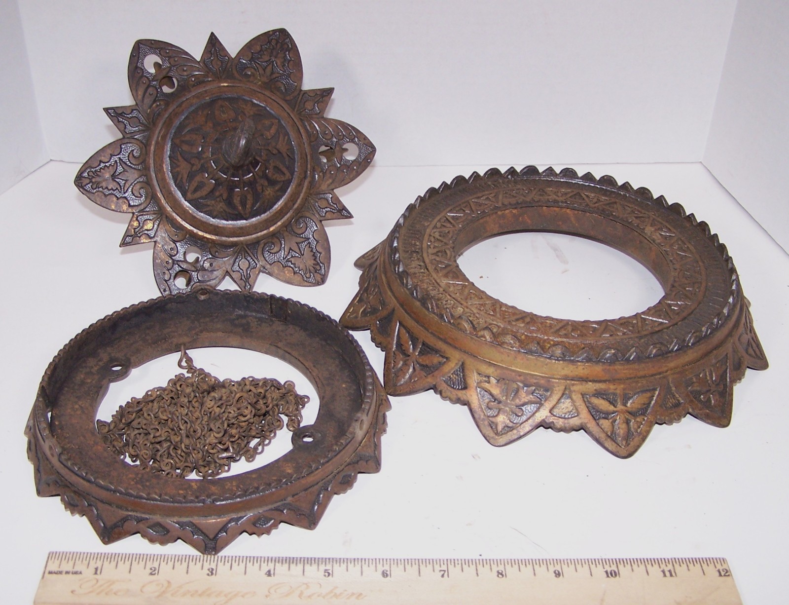 Antique Iron Horse Hanging Parlor Oil Lamp Bradley & Hubbard