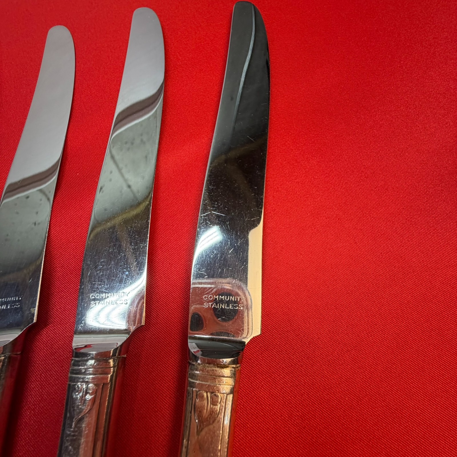 ONEIDA Silverplate BERKELEY SQUARE Lot 15 Dinner Forks Table Knives Soup Spoons