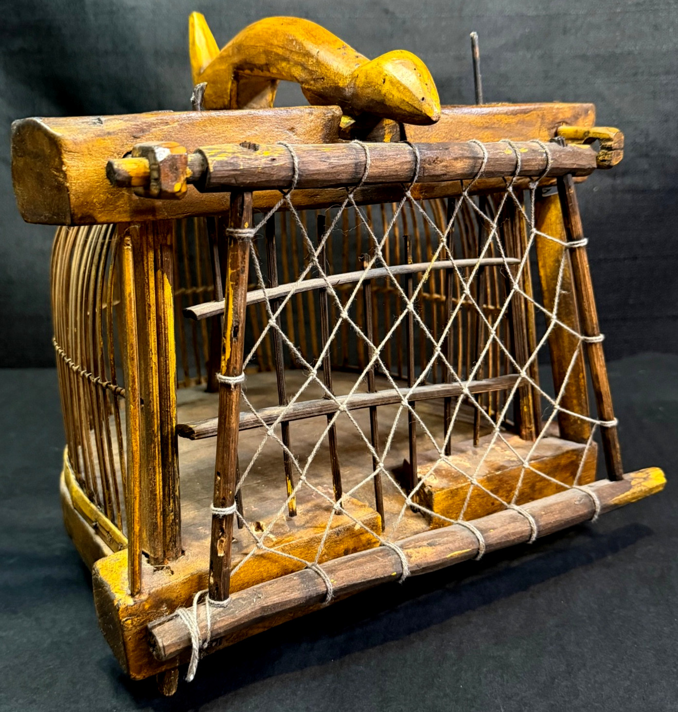 VTG Handmade Wood Bamboo Critter Bird CAGE Trap Lizard Handle Rustic Primitive