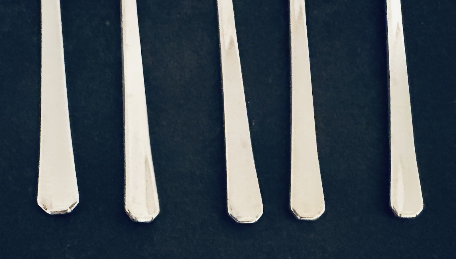 International Silver Five Iced Tea Spoons Broadway Pattern Art Deco 1940