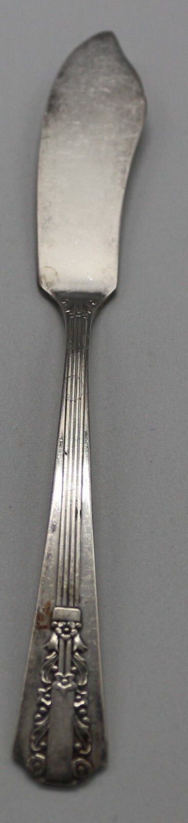 WM A Rogers Oneida LTD Lido Flat Handle Master Butter Knife SIlverplate 1938