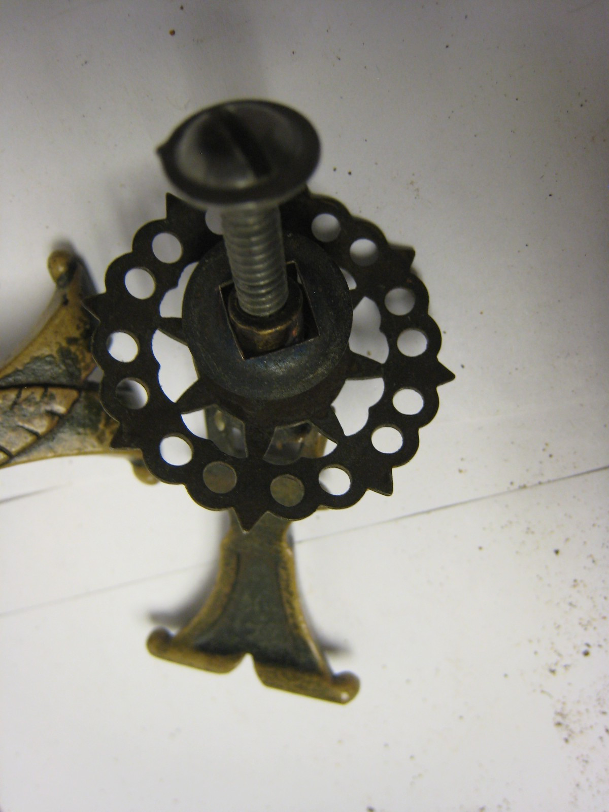 3 Victorian Teardrop Drawer Pulls TRUE Vintage Brass cabinet door Hardware