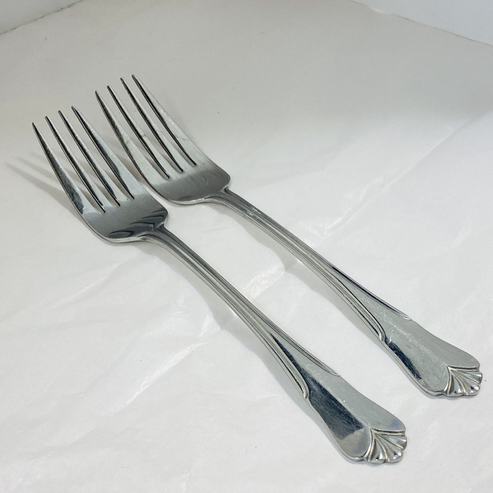 Farberware BEVEL BAY Fan Tip Stainless Flatware 2-DINNER FORKS