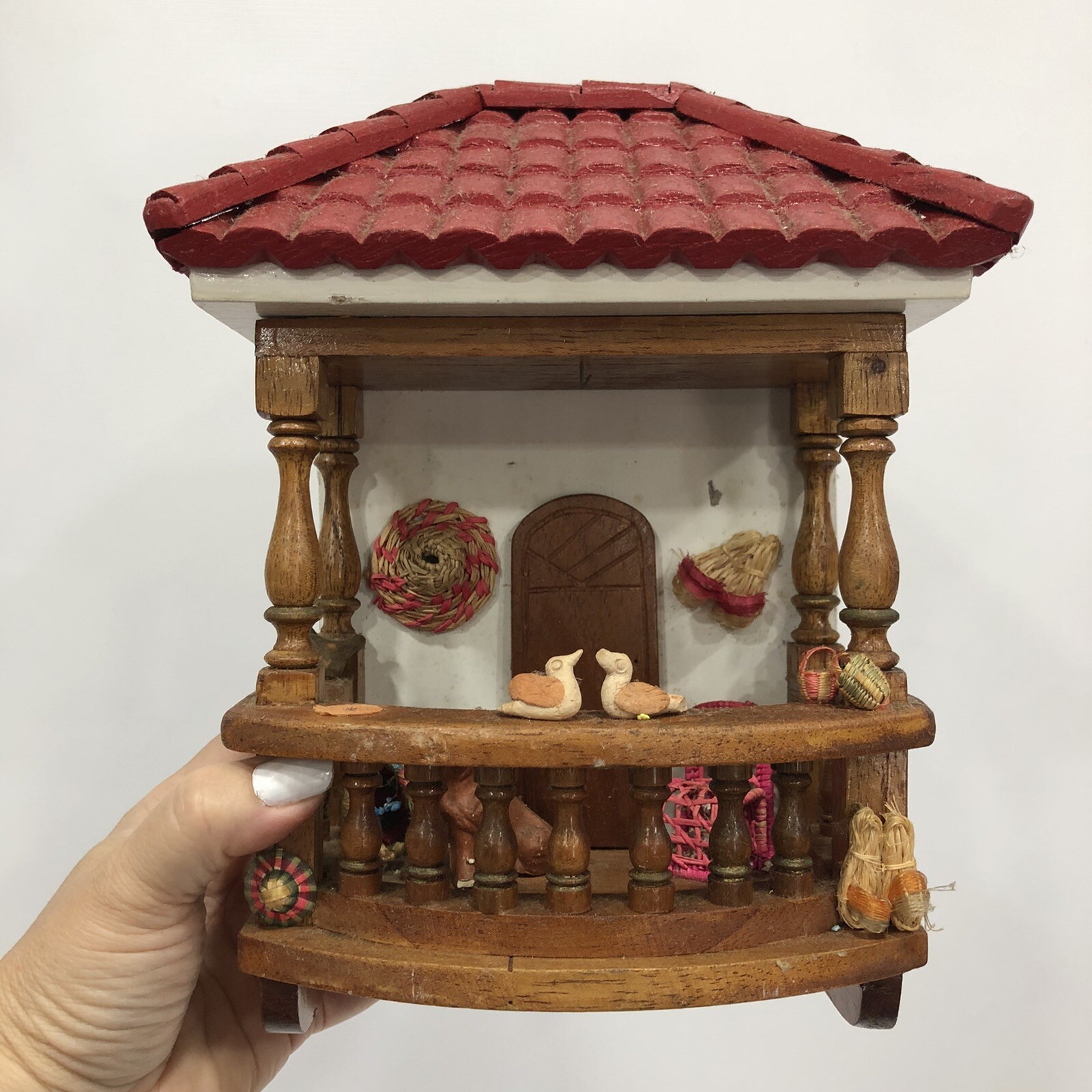 VTG Wooden Colonial Balcony Facade Wall Mounting 10.5”Tall