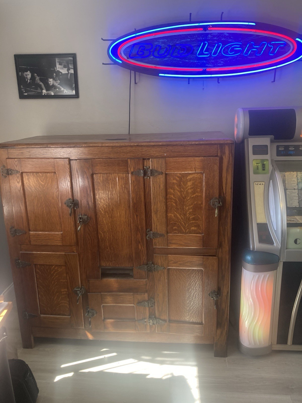 1910 Refrigerator