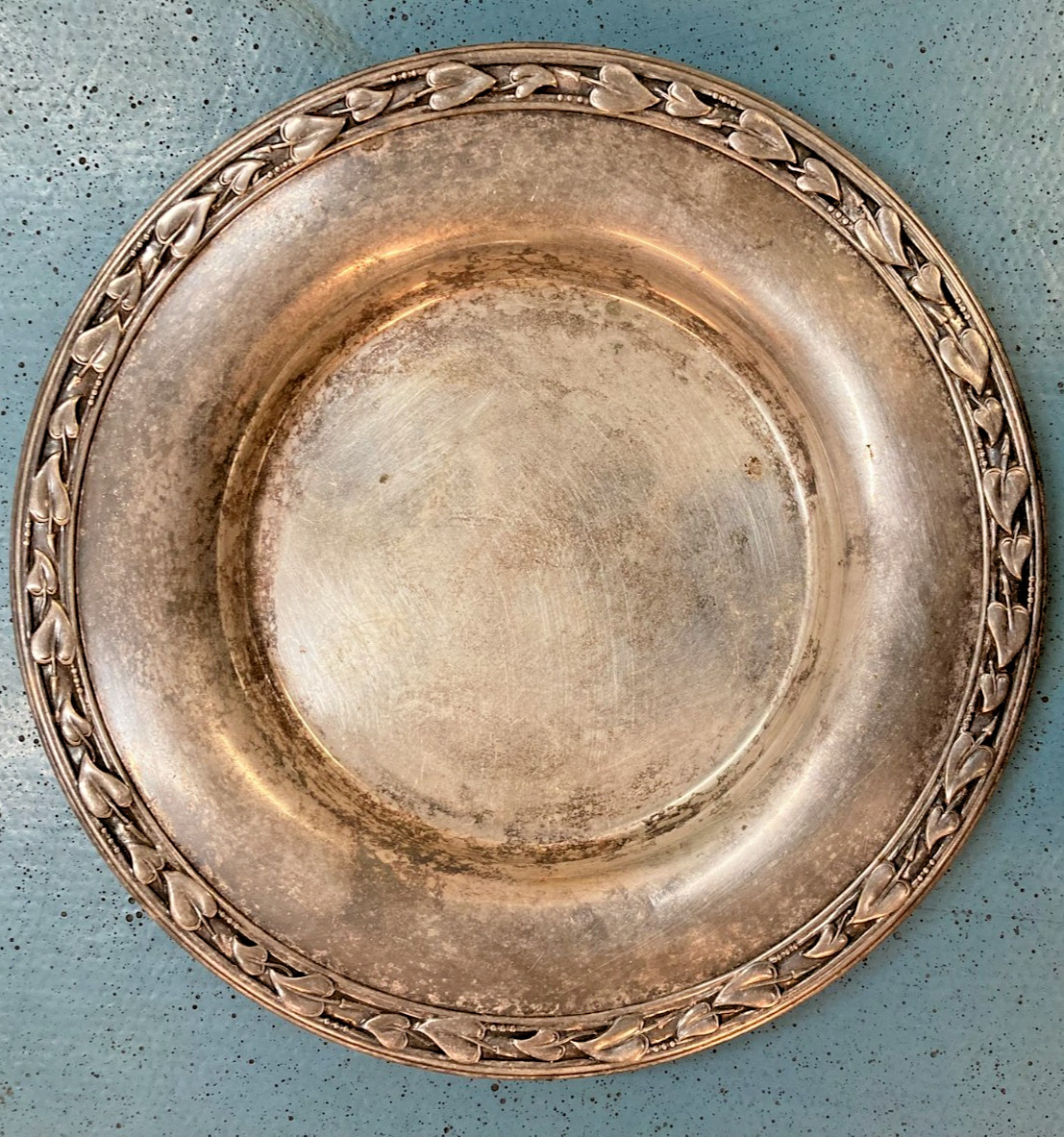 Antique Vinatge Art Nouveau Silver Plated Calla Lily Floral Rim 6″ salad plate
