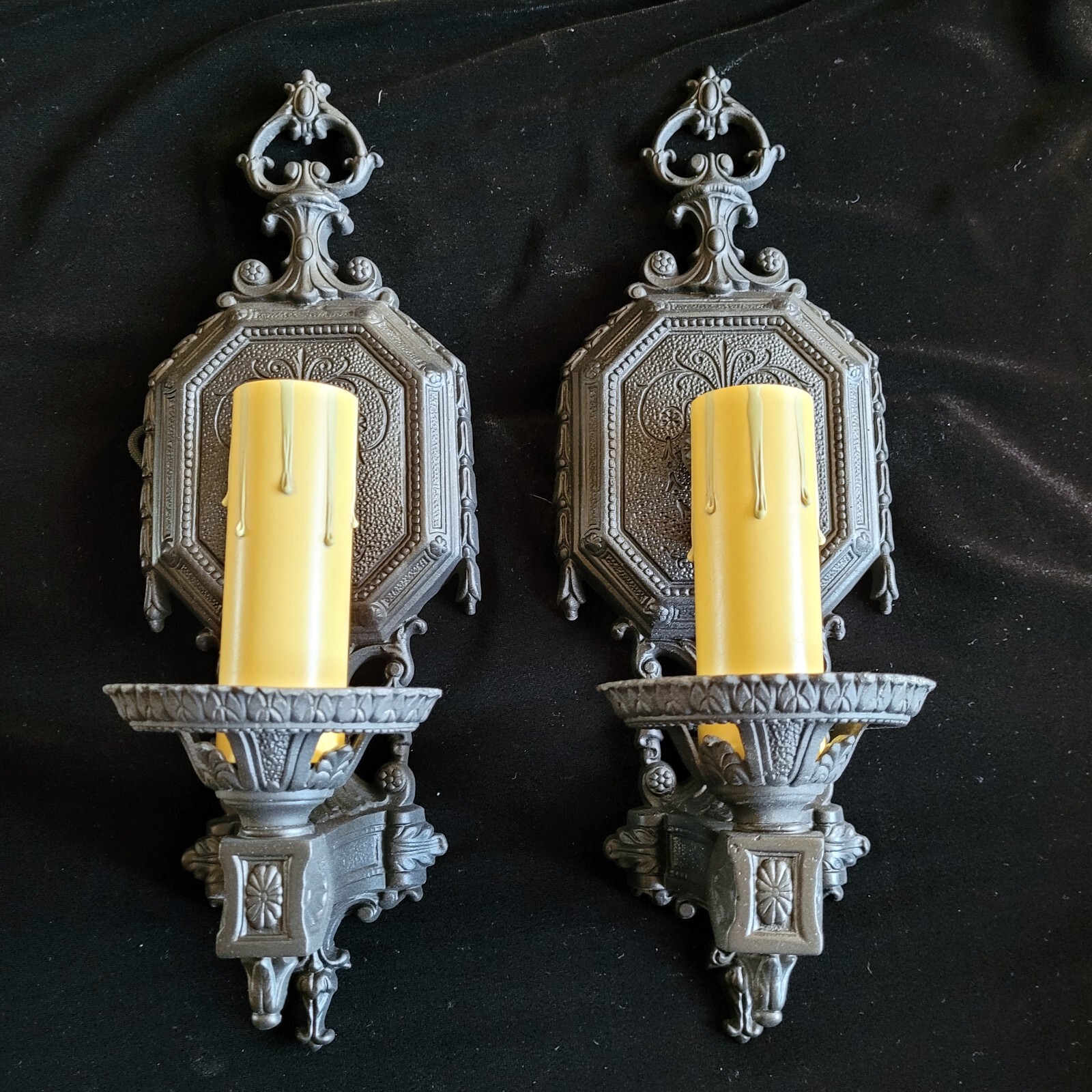 Pair of Antique 1-Light ISCO Sconces in Matte Black – Ready to Use!