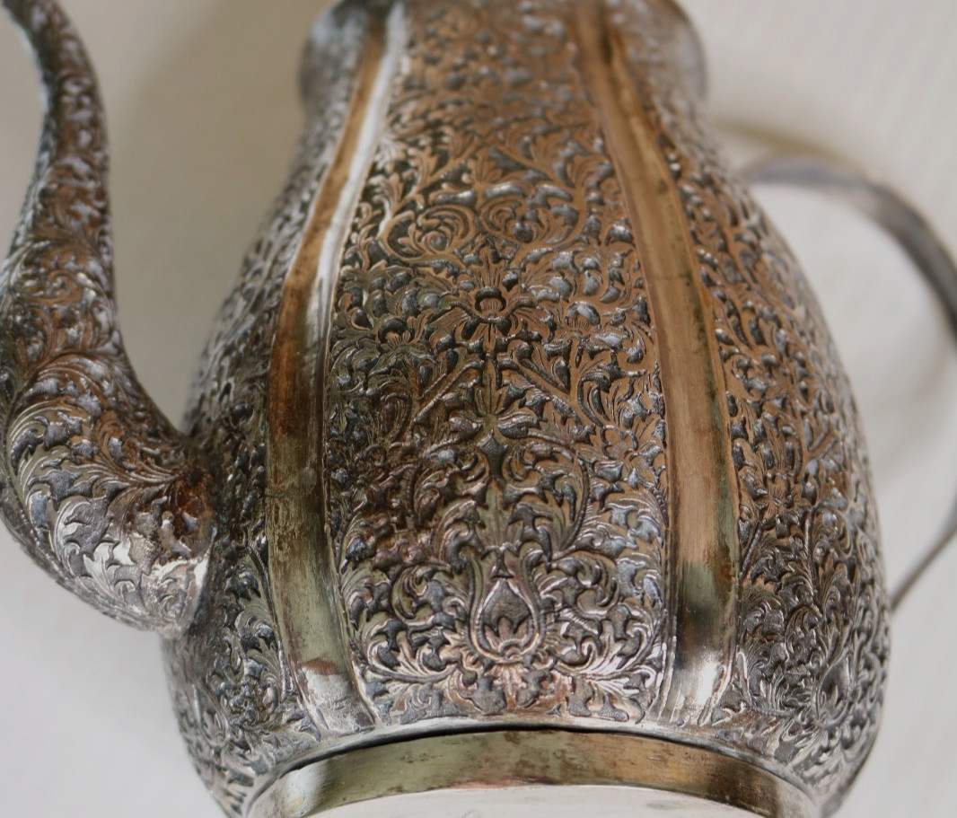 Vintage T90 Silver Intricate Repousse Teapot Coffee Pot 8″x8.5″