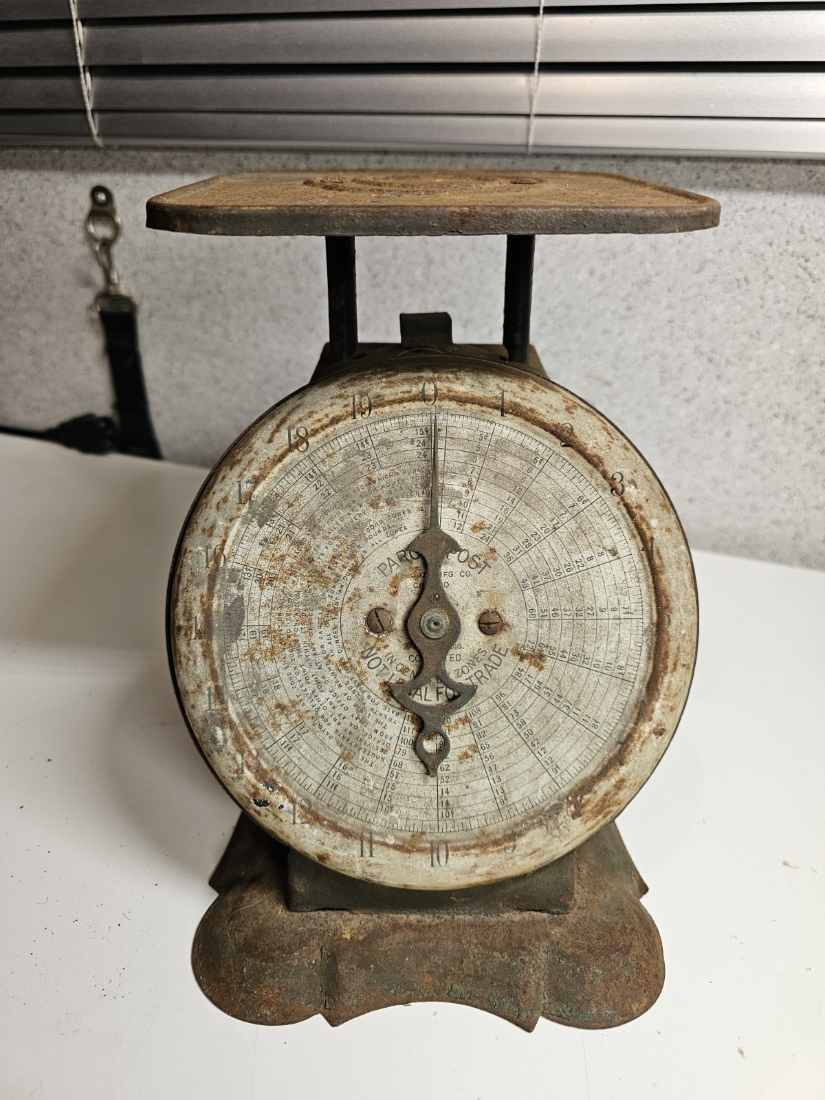 Parcel Post Postal Scale by Pelouze Mfg. Co. Chicago IL Vintage 20lb
