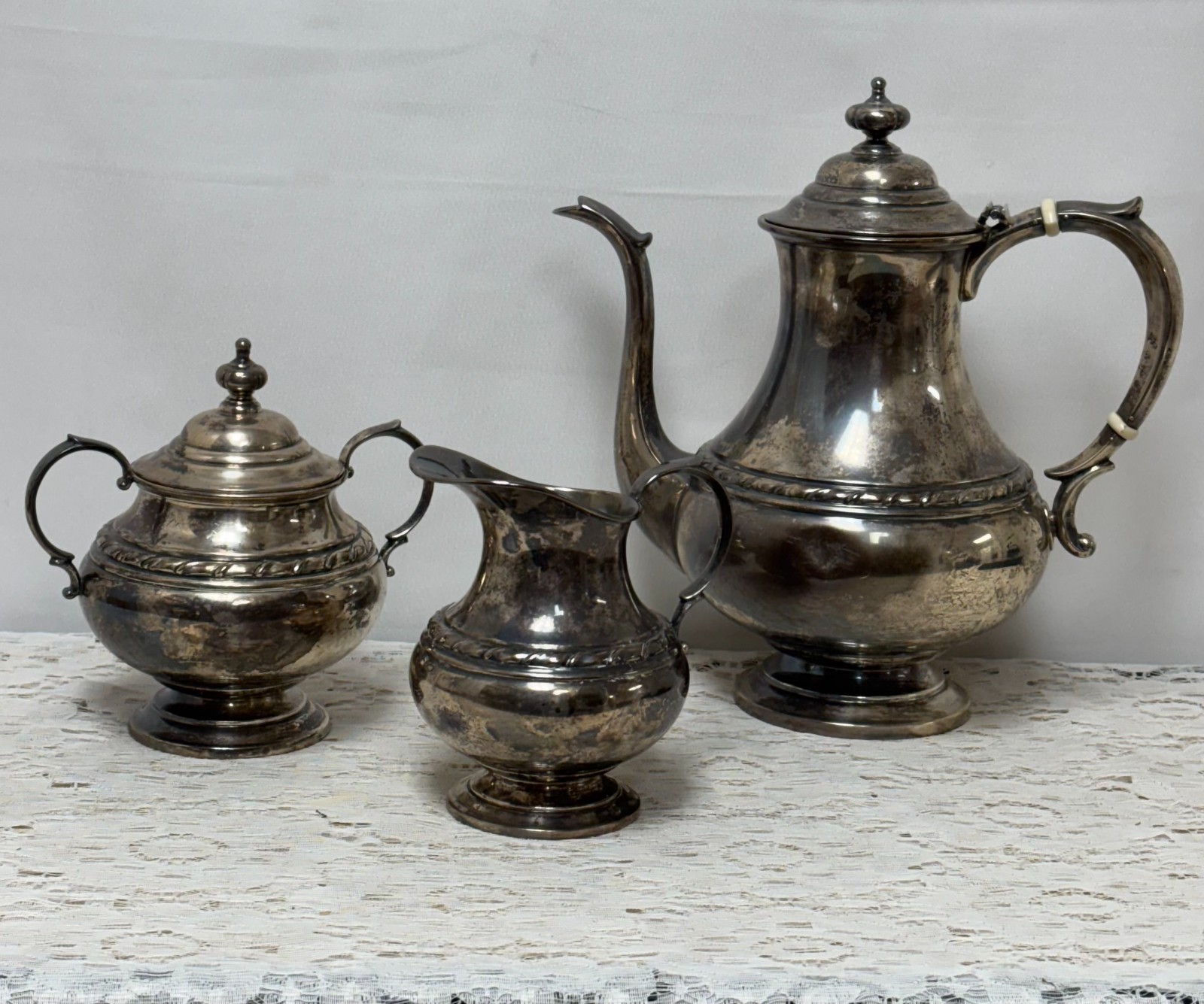 Reed & Barton Sterling Silver 3 pc Tea Set Hawthorne Pattern 2+ Regular Pounds