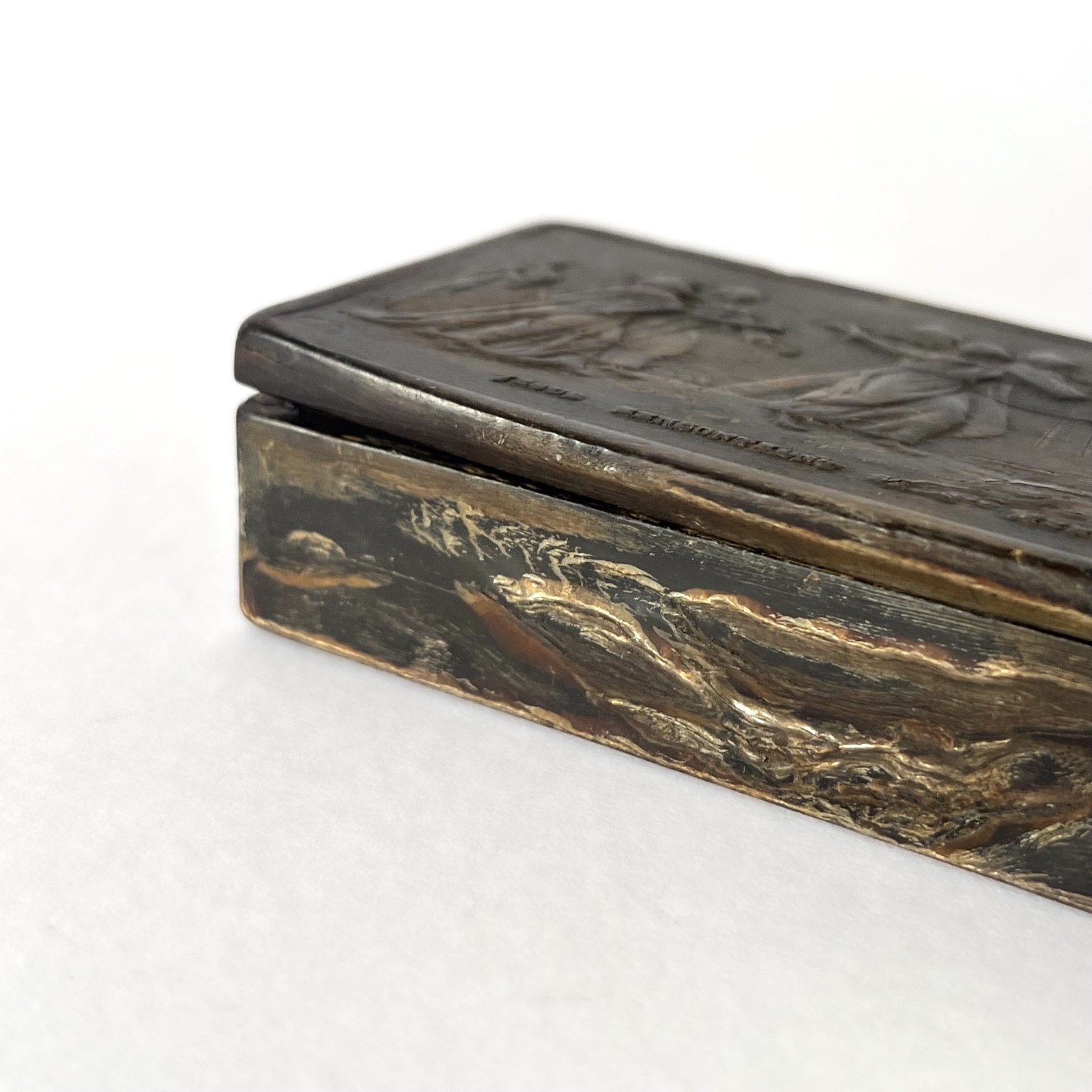 19th Century Carved Horn Snuff Box Religious Scene Jesus Meets His Mother
