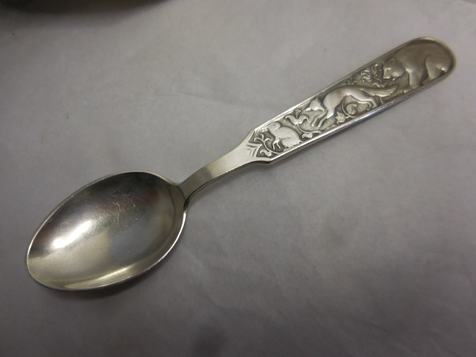 DAVID ANDERSEN NORWAY 830S STANDARD SILVER SPOON 5 7/8″ WITH BEAR, FOX, & RABBIT