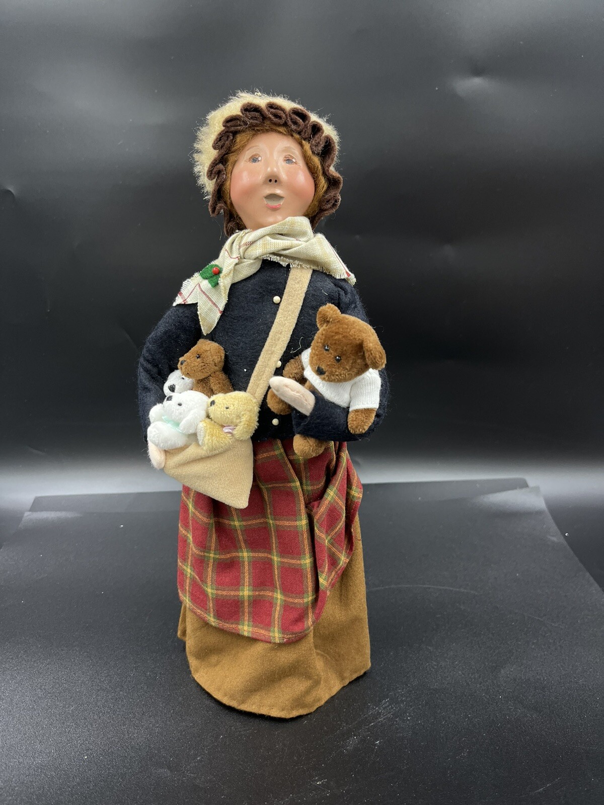 Byers Choice Cries of London Teddy Bear & Puppy Dog Toy Vender Woman / Lady