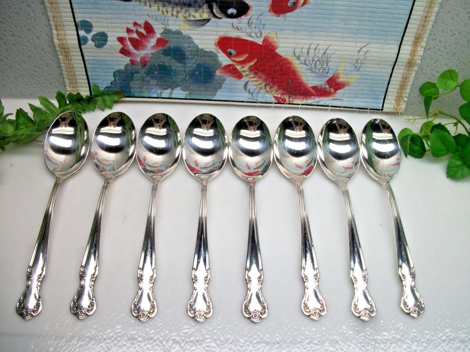 8 Rogers DAYBREAK Elegant Lady Silverplate Dessert / Soup Spoons 1952