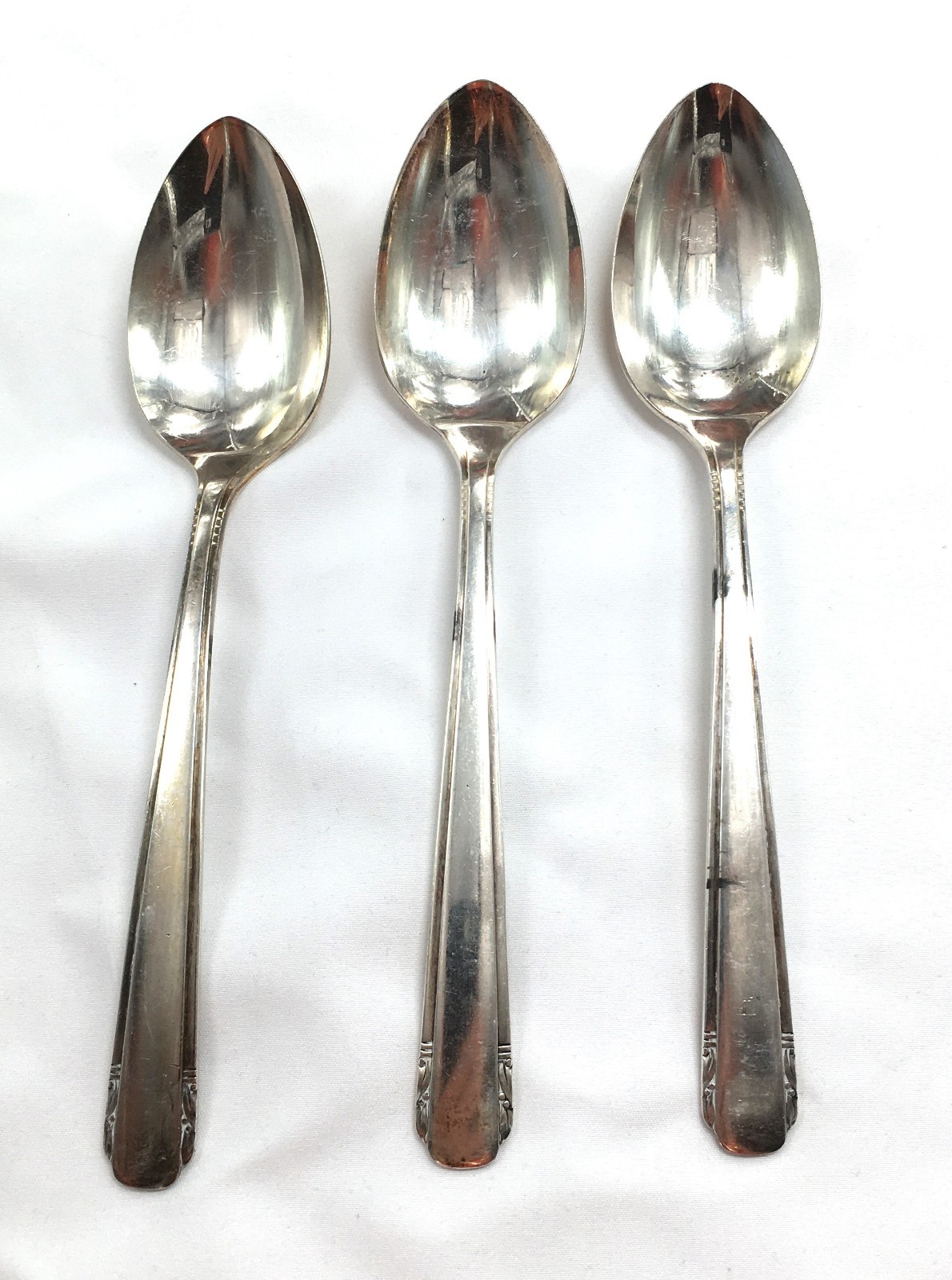 50 Pieces Tudor Plate Oneida Community 1926 Elaine pattern Art Deco Flatware