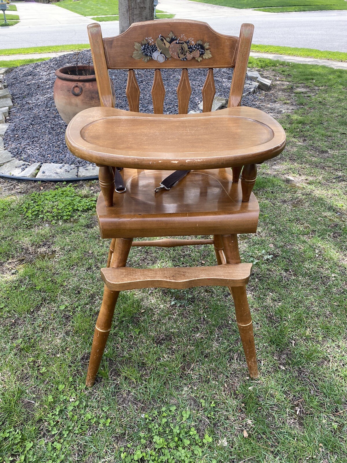 Ethan Allen “Little People” Vintage Heirloom Maple Nutmeg Decorated High Chair
