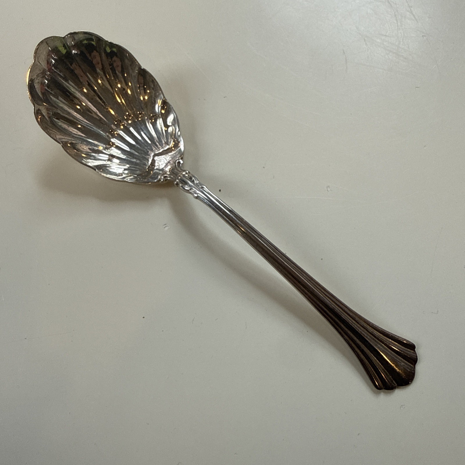 Reed & Barton Eighteenth Century Sterling Silver Sugar Shell 6 1/4″, 2 Available