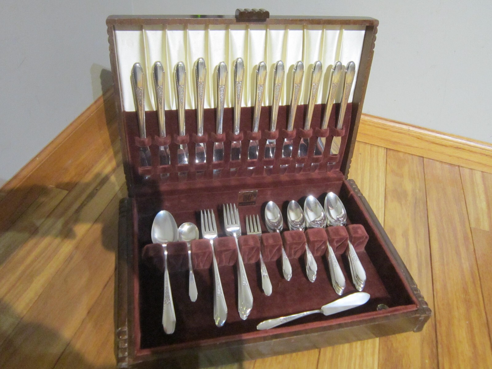 1941 International Silver Wm Rogers & Son GARDENIA – 52Pieces, #T30