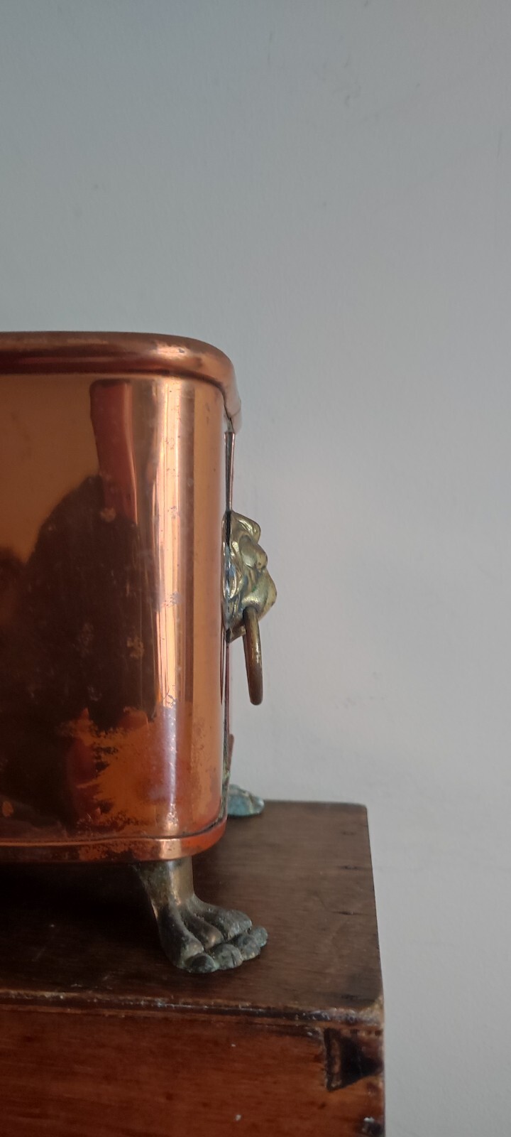 Rare Vintage British Shiny Brass Planter Claw Footed Plant Pot Flower Antique