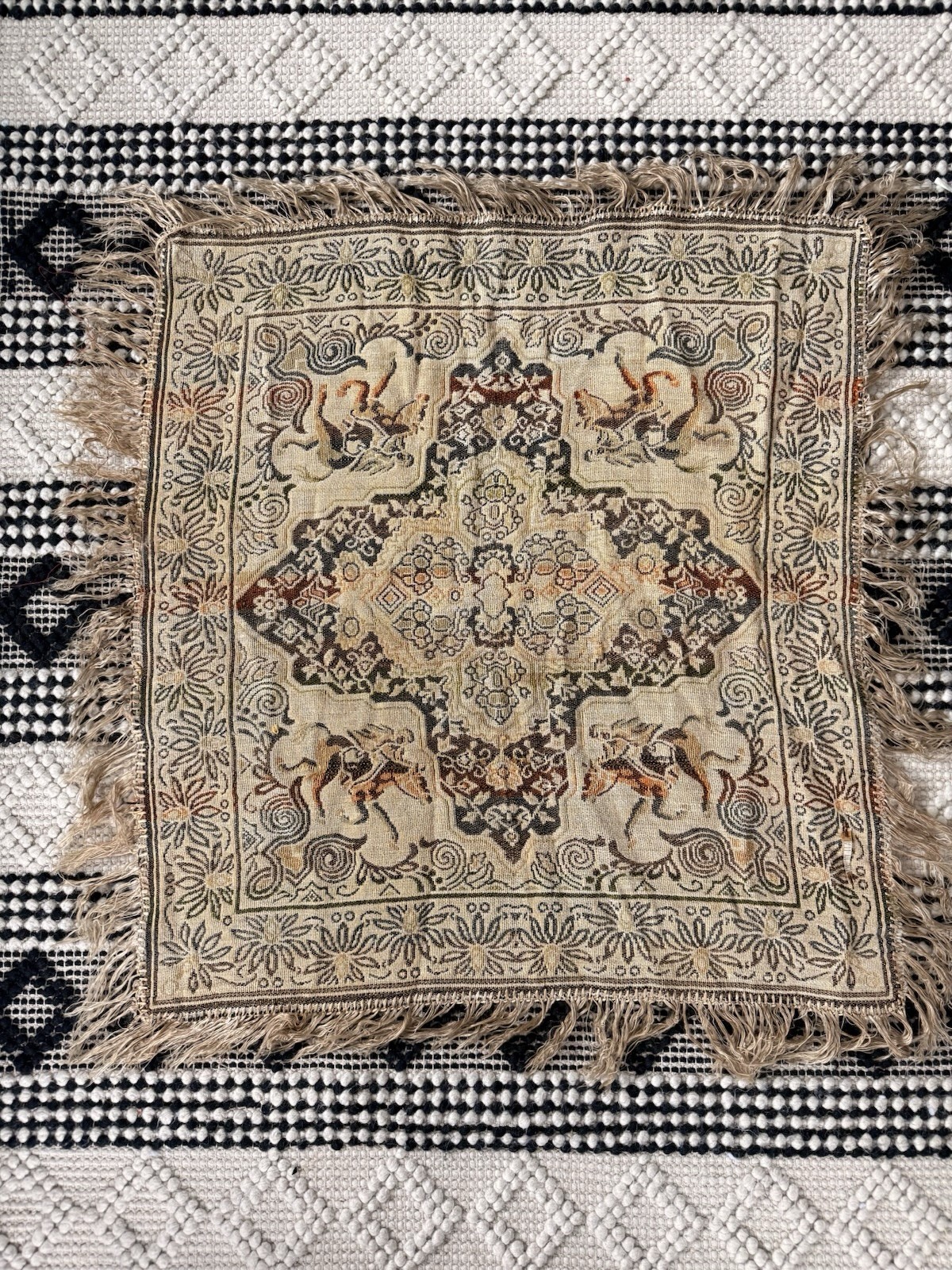 Antique tapestry early 20th century Moorish horses riders – Made in Italy
