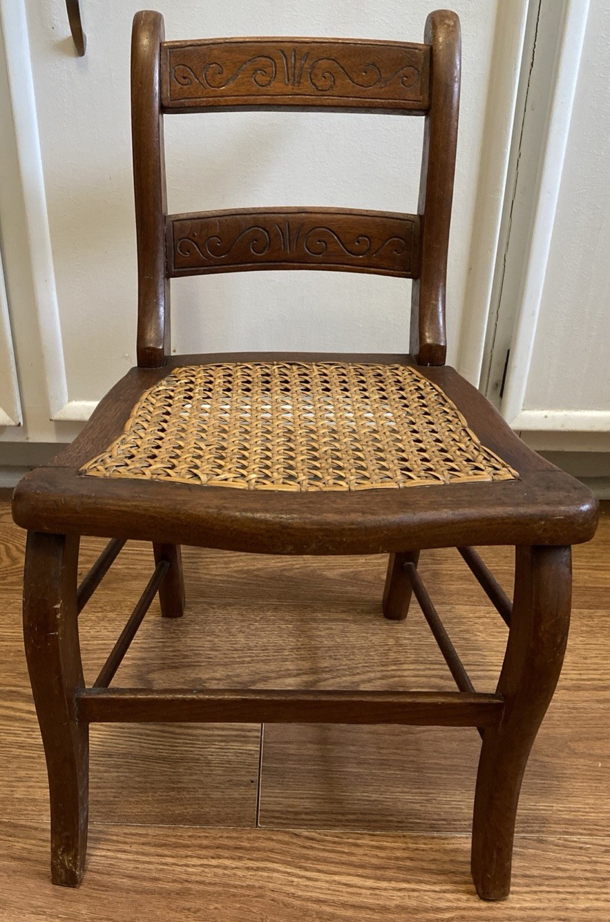 Vintage Child’s Woven Cane Seat Wood Accent Chair VGC