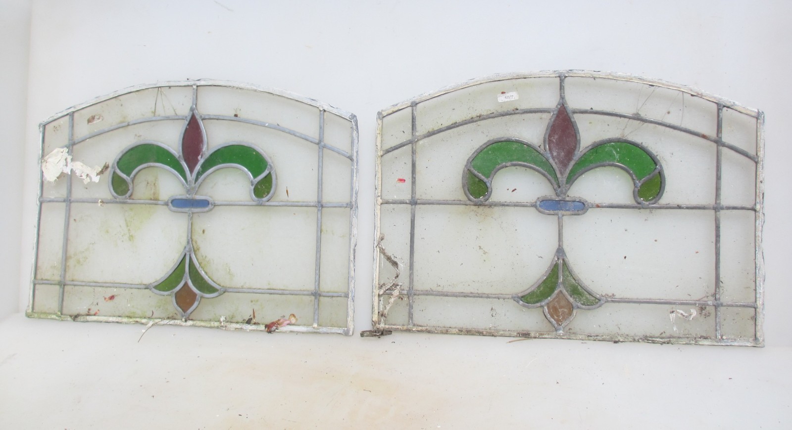 Antique Stained Glass Window Panels Vintage Old Nouveau Flower 18″x12.5″ DAMAGE