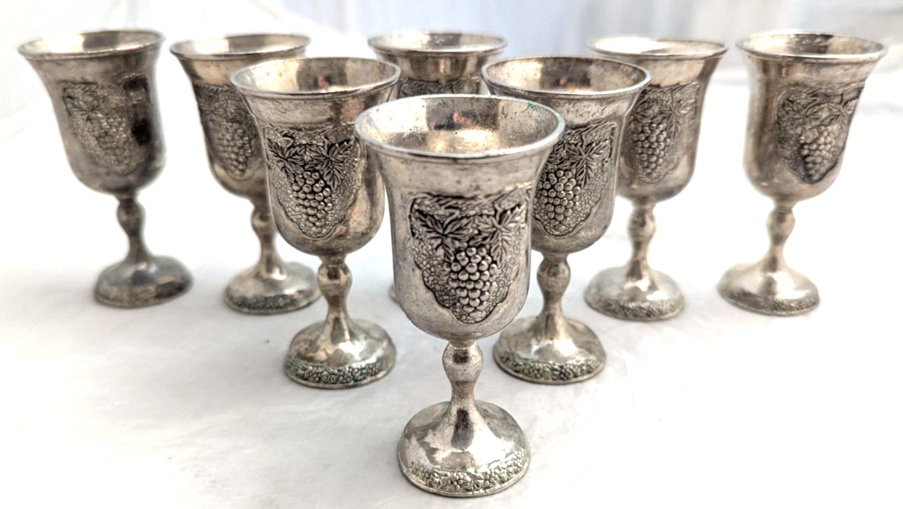 Set Of 8-Vtg Silverplated Wine Goblets Liquor Grapevine 3D Motif 3.5″ -Tarnished