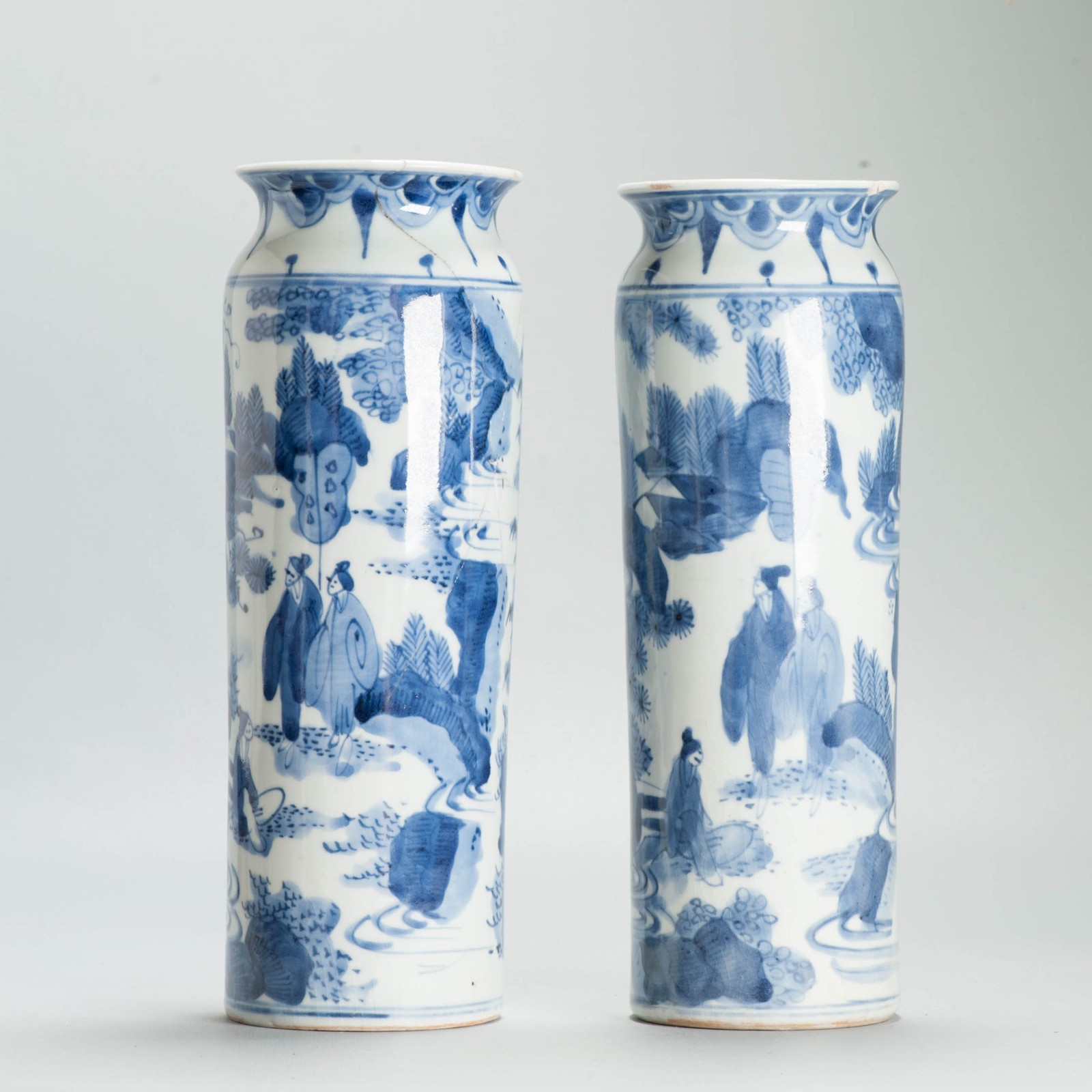 Museum Pieces – Arita Vases 1660 in Chinese Transitional style Japanese Porce…