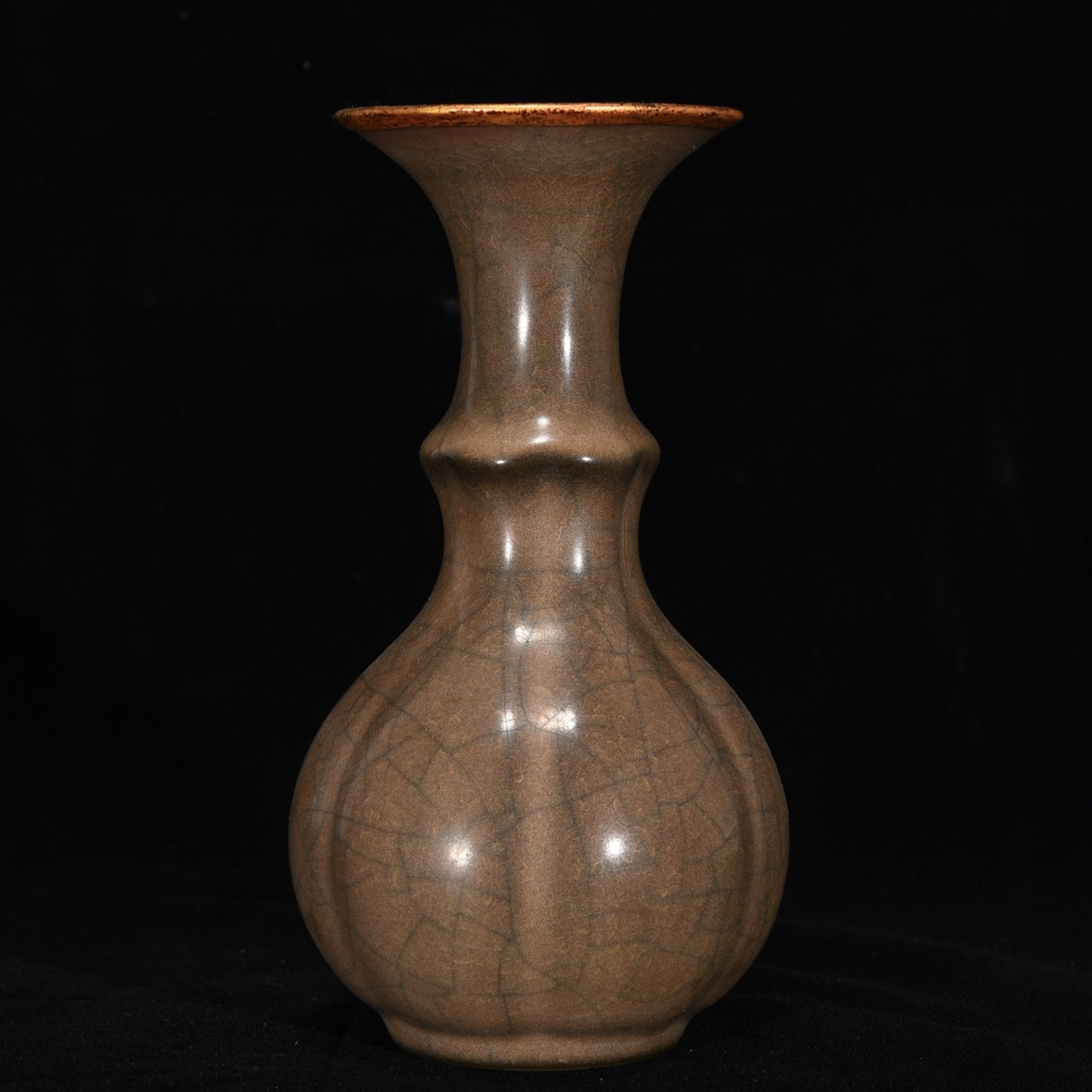 7.5″ China Old Fashioned Porcelain Song Dynasty Ge Kiln Bronze Inlay Vase