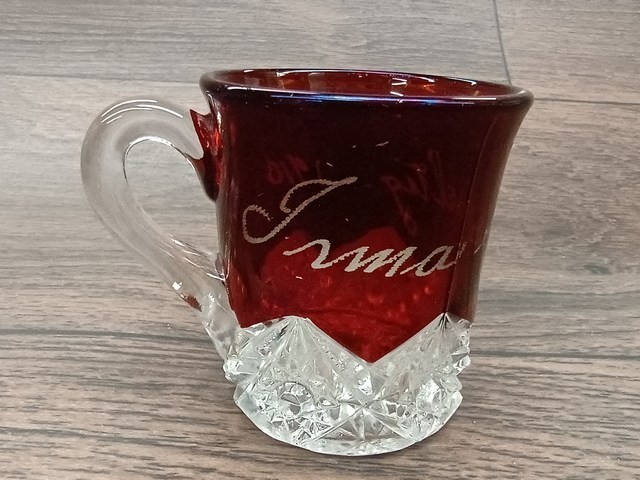 Souvenir Mug Button Arches Ruby Red Flash Duncan & Miller 1910 REDB23