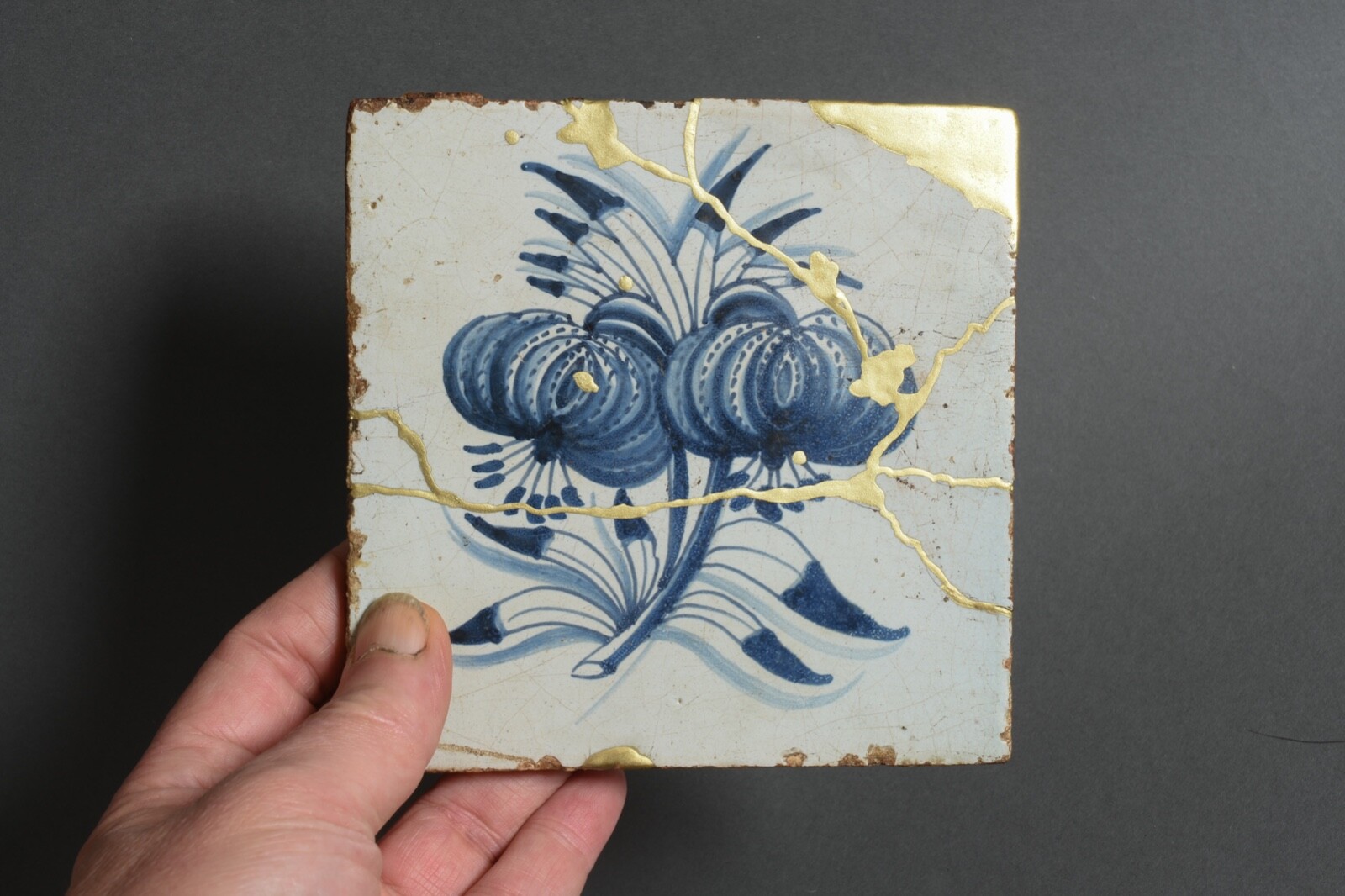Antique 1700s DELFT faience Tile, Large Frisian flower, Dutch Harlingen Blue Whi